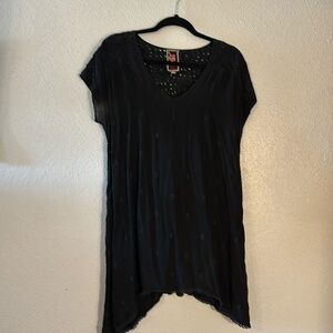 Johnny Was Black Womans Tunic with pockets